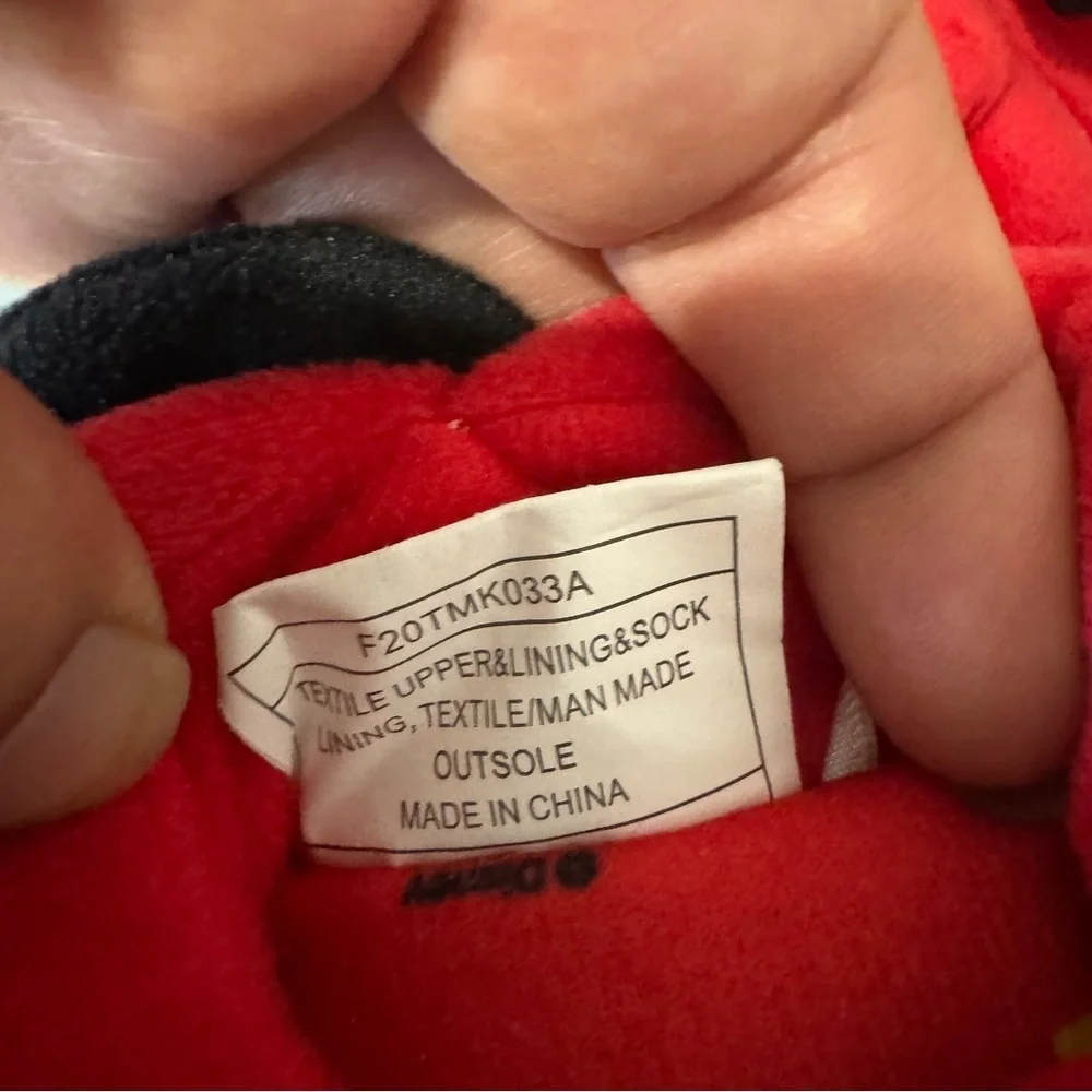 Disney Junior Mickey Mouse‎ Toddlers Slip On Slippers Size 9/10 Christmas